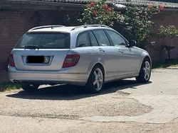 Silber Gebraucht 2008 Mercedes C220 Avantgarde Limousine | 9.999 € (Teuer)