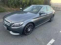 Grau Gebraucht 2017 Mercedes C250 AMG line Limousine | 21.900 € (Fairer Preis)