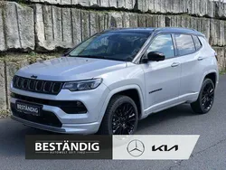 Zweifarblackierung glacier silver/dach schwarz Gebraucht 2023 Jeep Compass SUV | 24.990 € (Guter Preis)