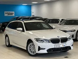Weiß Gebraucht 2021 BMW 318 Sport Line Limousine | 21.797 € (Guter Preis)