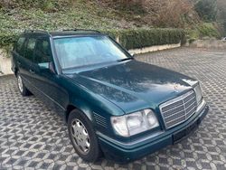 Gebraucht 1995 Mercedes E250 Kombi | 2.490 €