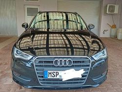 Schwarz Gebraucht 2012 Audi A3 Ambiente Limousine | 8.300 € (Etwas zu teuer)