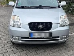 Grau Gebraucht 2008 Kia Picanto Kleinwagen | 1.800 € (Fairer Preis)
