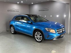 Blau Gebraucht 2016 Mercedes GLA200 SUV | 16.751 € (Fairer Preis)