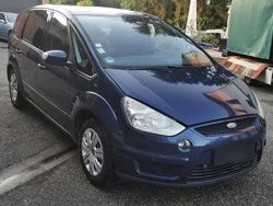 Blau Gebraucht 2007 Ford S-MAX S Van / Kleinbus | 2.880 € (Fairer Preis)