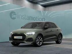 Grün Gebraucht 2024 Audi A1 Sport Kleinwagen | 32.240 € (Etwas zu teuer)