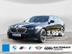 Schwarz Gebraucht 2024 BMW 520 M Sport Kombi | 51.390 € (Superpreis)