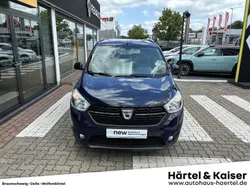 Marineblau (blau) (blau) Gebraucht 2018 Dacia Lodgy Lauréate Van / Kleinbus | 10.950 € (Guter Preis)