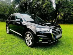 Schwarz Gebraucht 2016 Audi Q7 Ambiente SUV | 28.500 € (Fairer Preis)