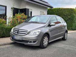 Grau Gebraucht 2025 Mercedes B170 Van / Kleinbus | 3.500 €