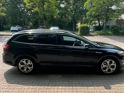 Schwarz Gebraucht 2011 Ford Mondeo Kombi | 6.350 € (Etwas zu teuer)