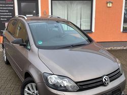 Braun Gebraucht 2011 VW Golf Style Limousine | 6.990 € (Etwas zu teuer)