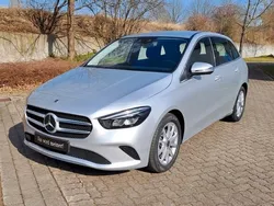 Silber Gebraucht 2022 Mercedes B200 Progressive Van / Kleinbus | 29.850 € (Teuer)
