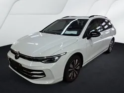 Pure white Gebraucht 2024 VW Golf VIII Goal Kombi | 26.450 € (Superpreis)