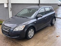 Grau Gebraucht 2009 Kia Ceed Limousine | 3.700 € (Superpreis)