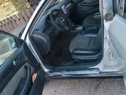 Silber Gebraucht 2002 Audi A6 Kombi | 2.000 € (Fairer Preis)