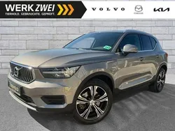 Grau Gebraucht 2022 Volvo XC40 Inscription SUV | 29.490 € (Guter Preis)