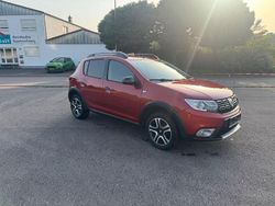 Rot Gebraucht 2018 Dacia Sandero Stepway Kleinwagen | 7.500 € (Fairer Preis)