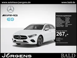 Weiss unilack polarweiss Gebraucht 2023 Mercedes A200 Progressive Limousine | 30.390 € (Fairer Preis)