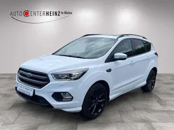 Frostweiß Gebraucht 2017 Ford Kuga ST-Line SUV | 17.900 € (Etwas zu teuer)