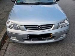Silber Gebraucht 2001 Mazda Demio Kleinwagen | 2.850 € (Fairer Preis)
