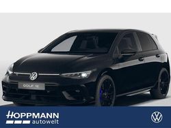 Grenadillschwarz metallic Neu 2025 VW Golf VIII R Limousine | 64.910 €
