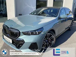 Cape york grün Gebraucht 2024 BMW i5 M Sport Limousine | 59.780 €
