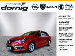 Rot Gebraucht 2017 Renault Mégane IV Limousine | 11.900 € (Guter Preis)
