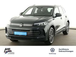 Delfingrau metallic Gebraucht 2024 VW Tiguan Elegance SUV | 41.790 €