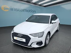 Weiß Gebraucht 2022 Audi A3 Sportback e-tron Limousine | 22.949 € (Guter Preis)
