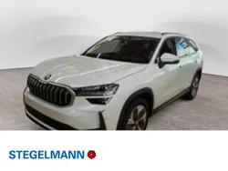 Moonweiss metallic Gebraucht 2025 Skoda Kodiaq Selection SUV | 44.290 € (Superpreis)