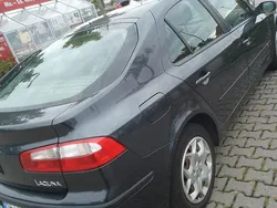 Grau Gebraucht 2004 Renault Laguna II Dynamique Limousine | 2.300 € (Fairer Preis)