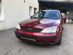 Rot Gebraucht 2001 Ford Mondeo Limousine | 1.650 € (Fairer Preis)