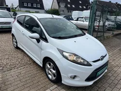 Frostweiß Gebraucht 2012 Ford Fiesta Champions Edition Kleinwagen | 2.999 € (Guter Preis)