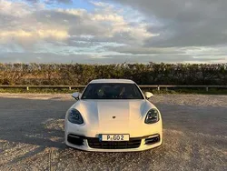 Weiß Gebraucht 2018 Porsche Panamera Sport Turismo Limousine | 61.900 € (Fairer Preis)