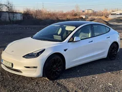 Weiß Gebraucht 2023 Tesla Model 3 Limousine | 36.500 € (Fairer Preis)