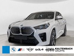 Weiß Neu 2025 BMW iX2 M Sport SUV | 48.190 € (Guter Preis)