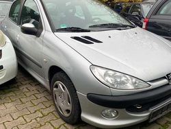 Schwarz Gebraucht 2006 Peugeot 206 Kleinwagen | 998 € (Fairer Preis)