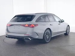 Gebraucht 2024 Mercedes E300 | 57.900 €