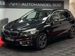 Black sapphire metallic Gebraucht 2015 BMW 220 Luxury Line Van / Kleinbus | 15.499 € (Fairer Preis)