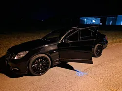 Gebraucht 2010 Mercedes E350 AMG Limousine | 10.000 € (Guter Preis)
