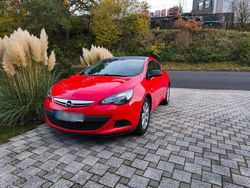 Rot Gebraucht 2015 Opel Astra GTC Coupé | 7.990 € (Etwas zu teuer)