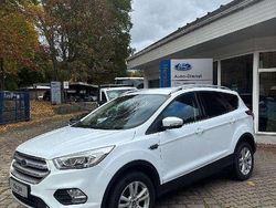 Frostweiß Gebraucht 2019 Ford Kuga Cool & Connect SUV | 15.900 € (Fairer Preis)