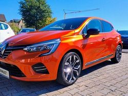 Orange Gebraucht 2022 Renault Clio V Techno Limousine | 14.590 € (Fairer Preis)