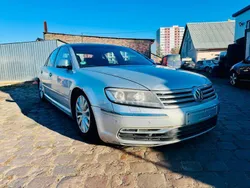 Silber Gebraucht 2012 VW Phaeton Limousine | 3.988 €