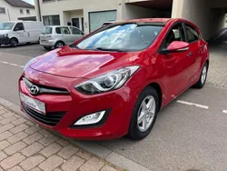 Rot Gebraucht 2014 Hyundai i30 Classic Limousine | 8.990 € (Fairer Preis)