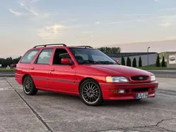 Rot Gebraucht 1994 Ford Escort Kombi | 5.500 €