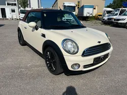 Weiß Gebraucht 2010 Mini Cooper Cabriolet Cabrio | 7.490 € (Fairer Preis)