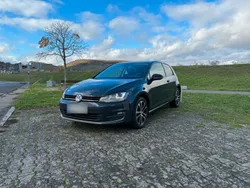 Grau Gebraucht 2015 VW Golf VII LOUNGE Limousine | 7.790 € (Guter Preis)