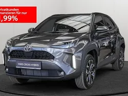Grau Neu 2025 Toyota Yaris Cross SUV | 31.690 €
